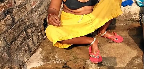  Indian Desi Aunty Topless Outdoor Bath Capture Radhika Bhabhi